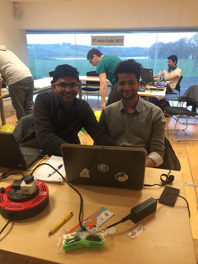 maireadmairead's tweet image. The &apos;chai Samosa&apos; team are #ready4hashcode #wit