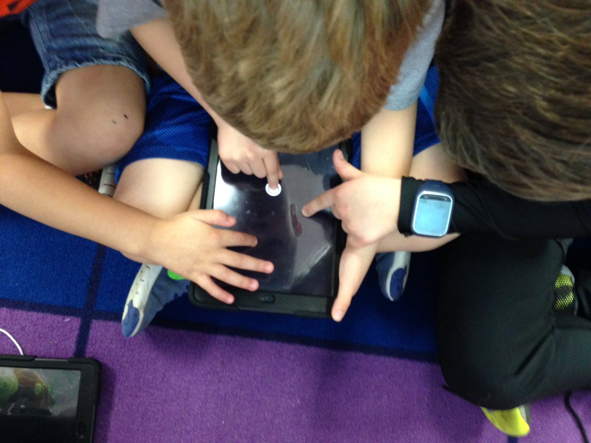 MrsSaraSargent's tweet photo. We've posted about this before but it's a must-tweet for #DLDay! We use #Chwazi, a free random student selector, daily &amp; ❤️ it! #bearshine https://t.co/7zsVmPsJx4