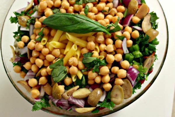 edengardenfv's tweet photo. We Love Chickpeas! #SoHealth #Protein #Vegetarian #Pasta #Chickpeas #WeHaveEverything #Fresh #GarbonzoBeans #EdenGarden #Mississauga https://t.co/bF8aySAEAu