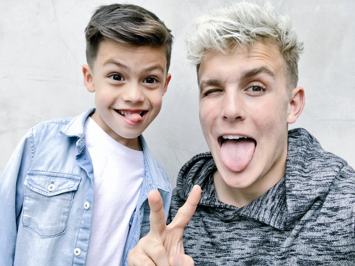 jakepaul's tweet image. My dude😂 @BenHamptonCEO