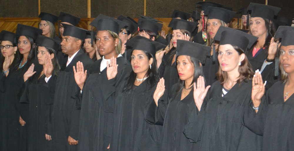 uptamcaoficial's tweet photo. FELICITACIONES A LOS NUEVOS PROFESIONALES EN ADMINISTRACIÒN Y ENFERMERÌA DE LA MISIÒN SUCRE JUNTO A LA UPTAMCA
https://t.co/uWEMfAit77 https://t.co/AjAECerMmB