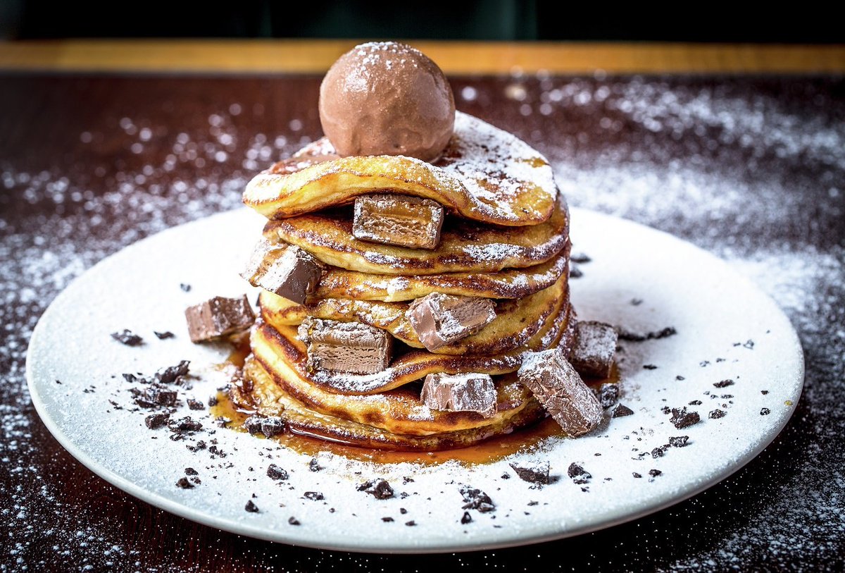 Pancake Day Flipping Demonstration, Gordon Ramsay