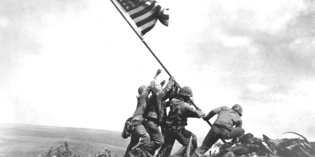 BusinessInsider's tweet photo. The most iconic photo of World War II was captured 72 years ago https://t.co/B0MVGx46vi https://t.co/8nhSAnSTM0