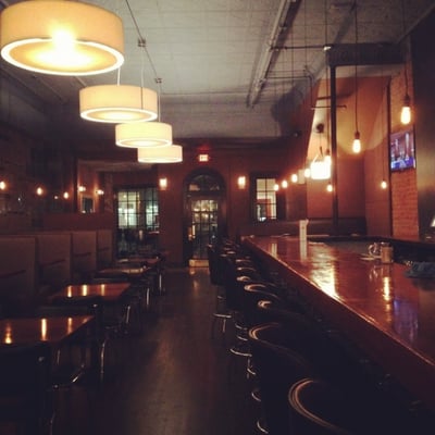 The_Real_VinRo's tweet photo. I love this setup! Its similar to what I want my bar to look like. @citizenburger
#com125nmp https://t.co/FogZdwd1xM