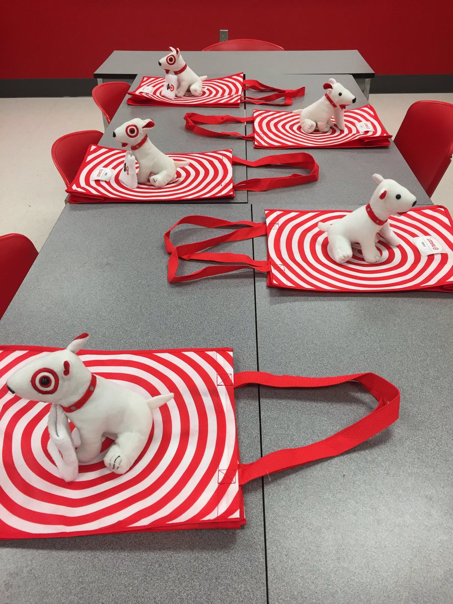 MisterBHolmes's tweet photo. Preschool field trip at T1034 today. So Much Fun showing the kids how much fun we have at #target!
#targetstyle #fff #littleguestsarethebest https://t.co/gjyYchh5hZ
