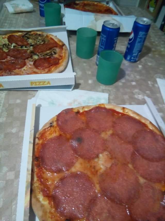 DMgianfranco73's tweet photo. PIZZA DAY
#pizza day #pizza #pizzaforever #follow4follow #commet4like #comment4like #follow4follow 😂 #pizzaforever #pizza commenti #retweet https://t.co/XDRexikxXY