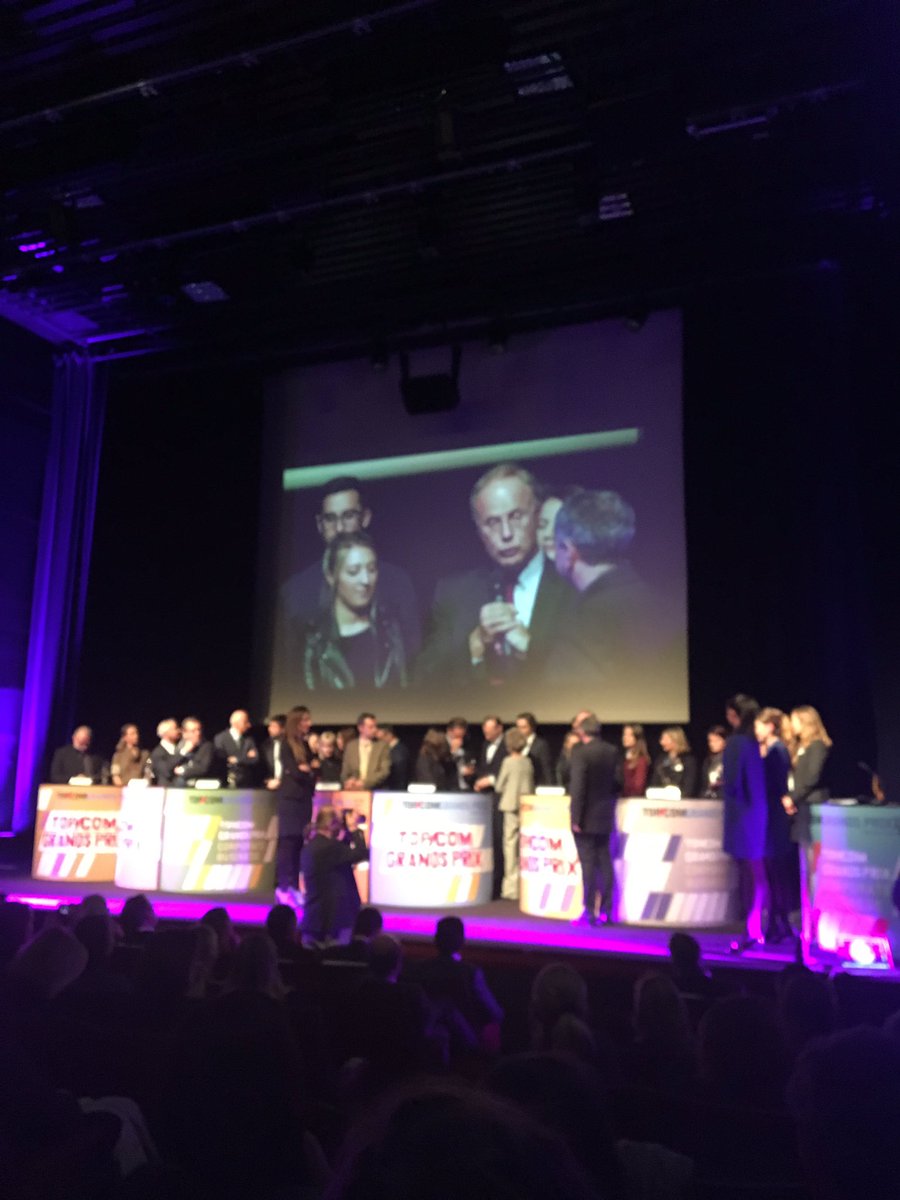 DusensEurope's tweet photo. #topcom17 argent pour https://t.co/2vJJOtte6h !!! Très honorés d'avoir reçu ce prix en présence de @Pierre_Auberger https://t.co/LBUy9IOrQQ