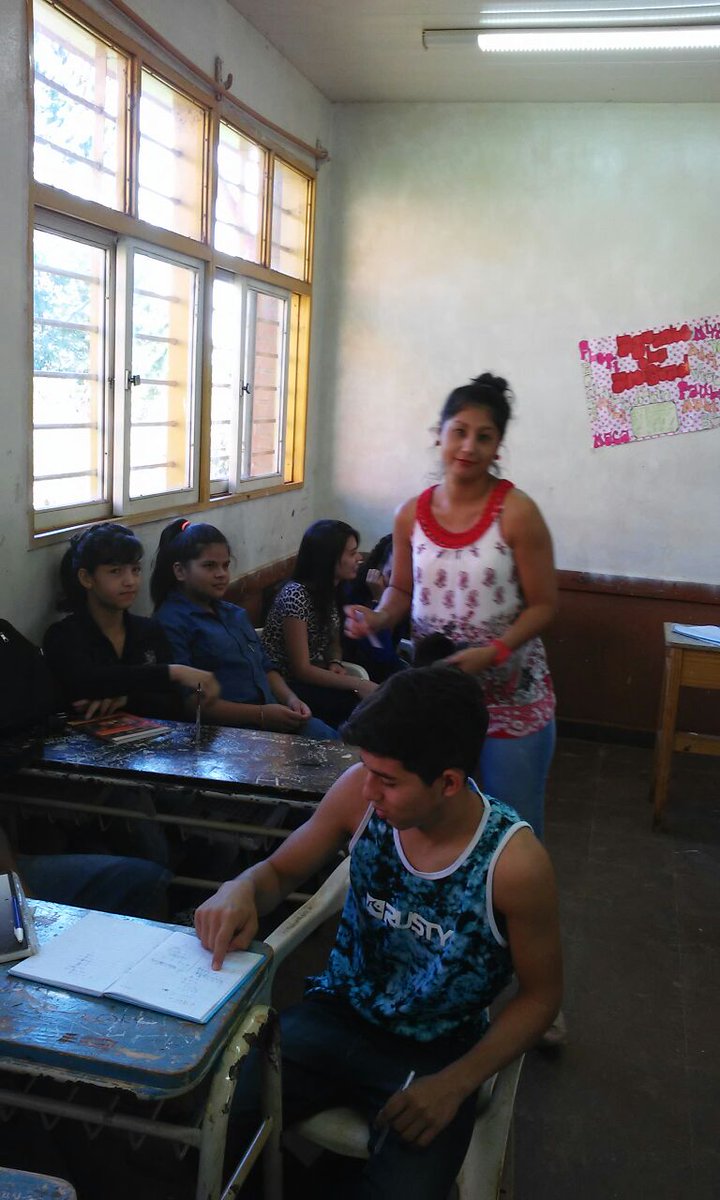 AngieBarrios578's tweet photo. #EPET22 A full con las clases de Tutorías, todos los días por la mañana. #escuelasabiertas @misioneseduca @CGEMisiones @INETetp https://t.co/LdnuyRpImm