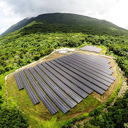 SWOhioAir's tweet photo. The small Pacific Island of Ta'u is now 100% #solarpowered: https://t.co/YNBi6hC0IV. #Tesla #SolarCity #USDOI #GreenEnergy #SolarRevolution https://t.co/vGk7QFzeLt