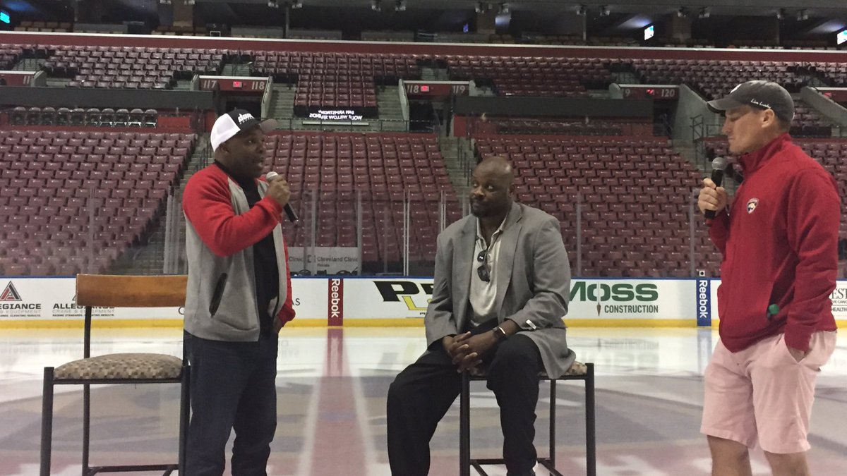 #FlaPanthers Alum Peter Worrell & @LindsayBHockey answer questions with @soulonicemovie director @kwamster007. https://t.co/QvEMktKNxy