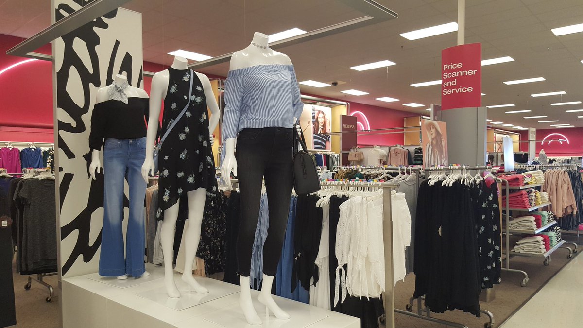 spring has arrived at T2268! <a href="/JasSidhu246/">Jas Sidhu</a> <a href="/GuenetteMelanie/">Melanie Guenette</a> @tracyacurry1 <a href="/angel_yanke/">Angel</a> <a href="/Kevv_Hndz00/">Kevin Hernandez</a>