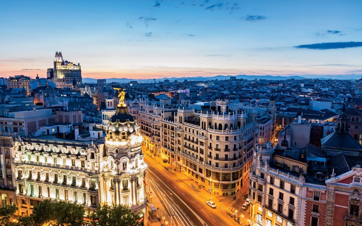 Conozca Madrid de extremo a extremo. #MADRID
bit.ly/2kScRYc