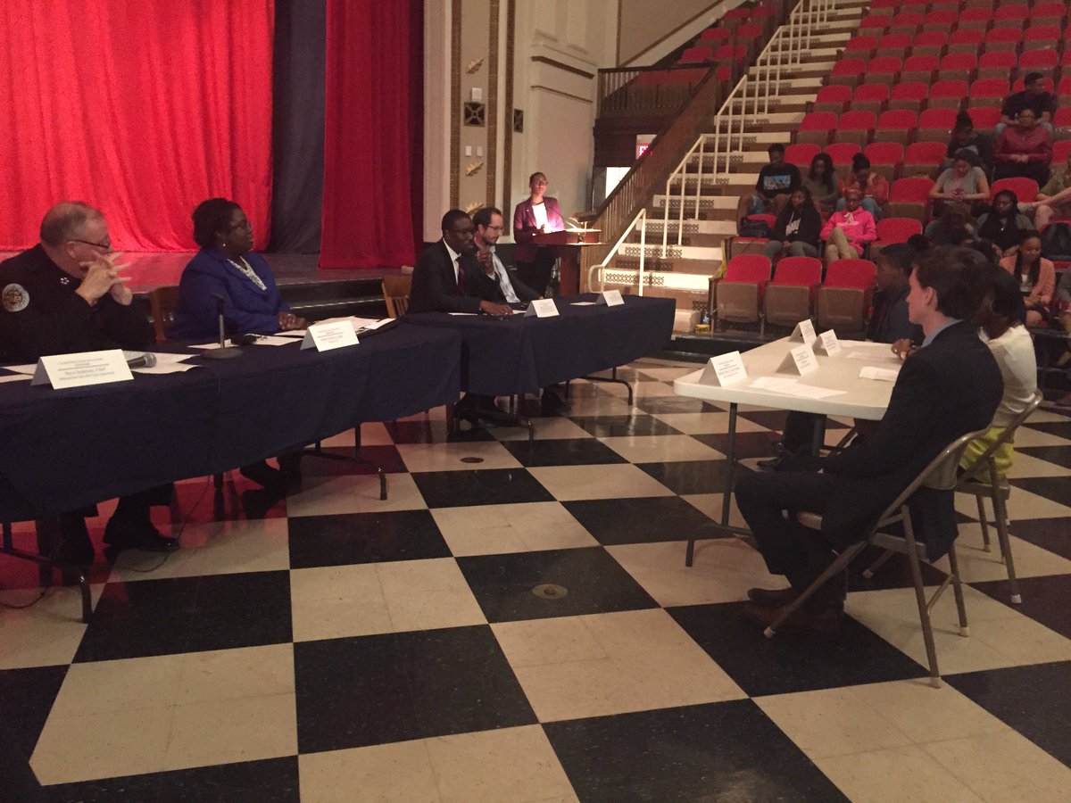 WSMV's tweet photo. HAPPENING NOW: "The State of African American Teens in Nashville" panel talks combating youth violence and incarceration. https://t.co/hkxgECoGrA