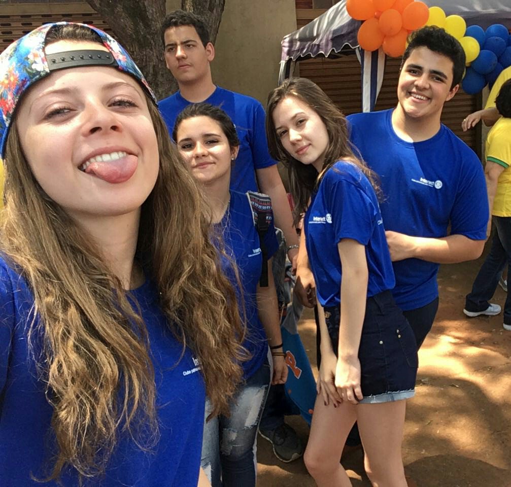 Vamoslapoha's tweet photo. Ache a pessoa que está viajando https://t.co/RqboH2pMaF