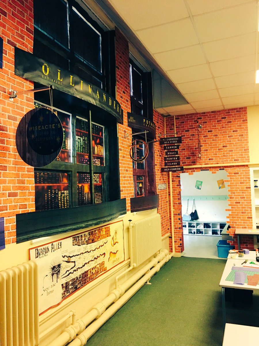 MrHolmesHT's tweet photo. All the shops are open at Diagon Alley in Y5 @RosehillJuniors for when the children return Monday @PotterheadPosts @jk_rowling #immersive https://t.co/hGbEem99yL