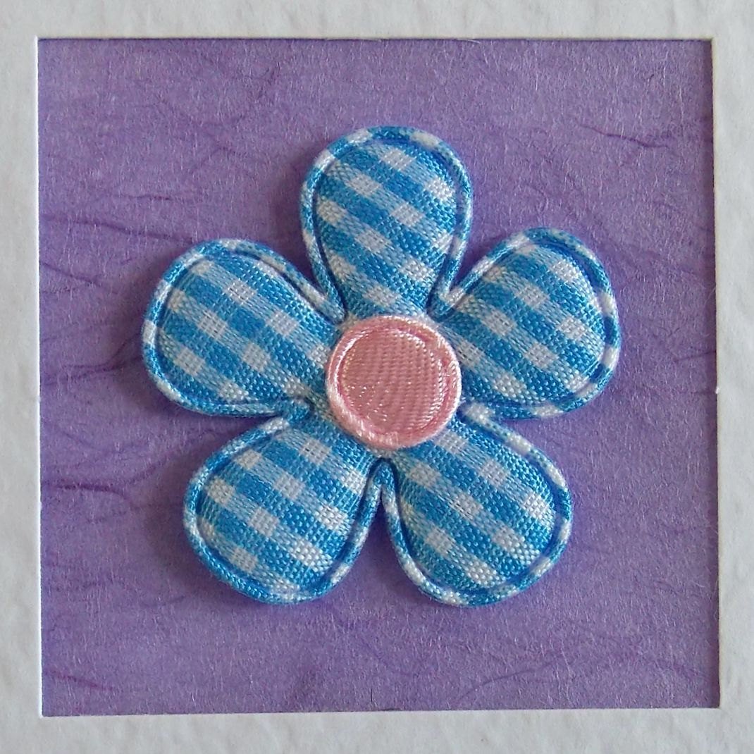 GreenDreamCrtv's tweet photo. Blank Card, mum, friend, sister, daughter, girlfriend, for her, wife, b… https://t.co/R9Oz3ScGW3 #cards #BlueGingham https://t.co/Pq5doeYGGV