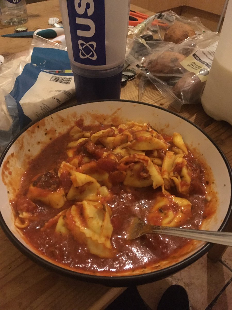 guj_reety's tweet photo. @GordonRamsay hey chef, thoughts on my tortollini? https://t.co/1Ub2toHgbH