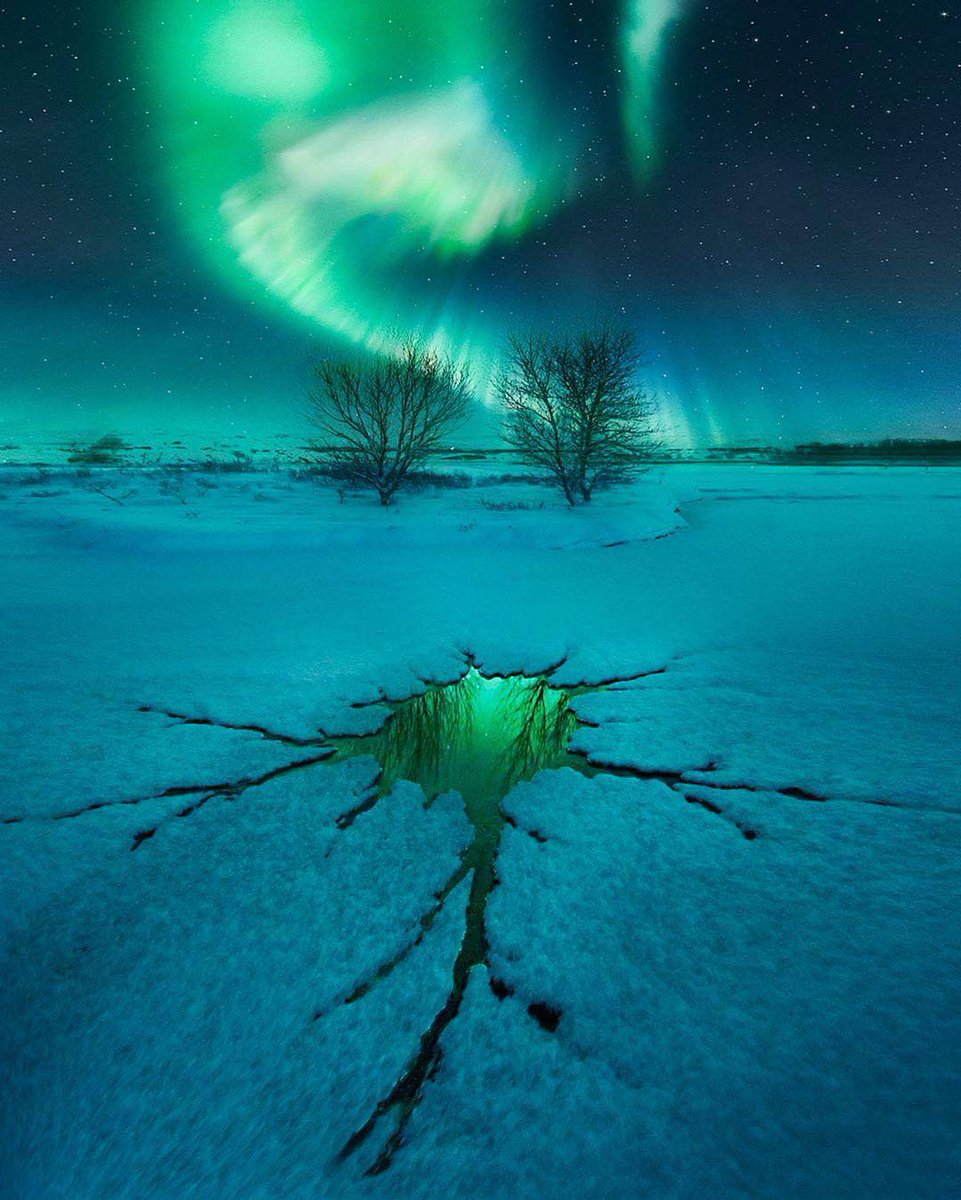 tristanmarmont's tweet photo. "Sometimes there's a crack in the world that I can peer through,
To see it for what it really is." @PeripheryBand #TheBadThing https://t.co/PiSsfXbcc4