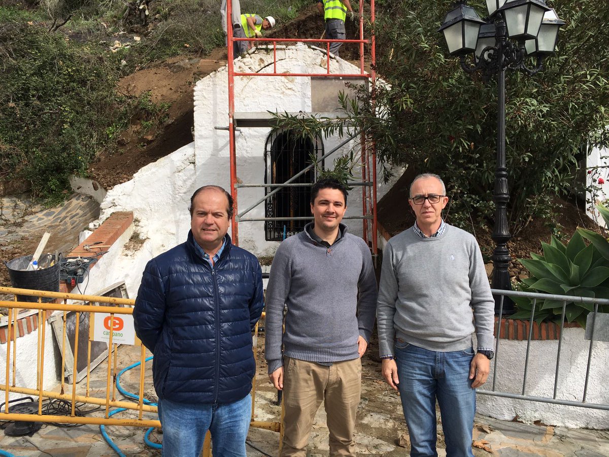 Rehabilitamos la Fuente del Amor, de origen árabe #Daimalos #Arenas Apostamos por la #cultura y el #turismo m.facebook.com/story.php?stor…