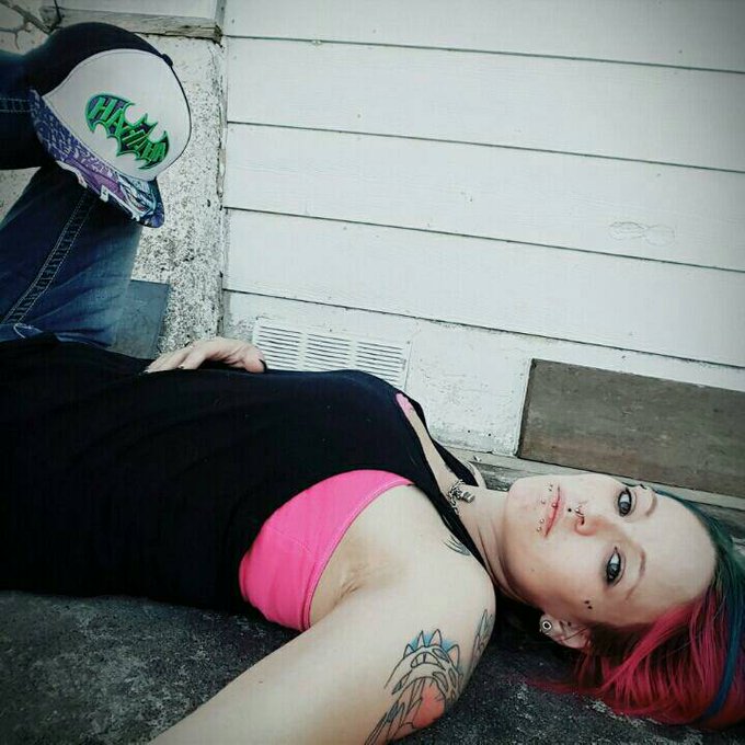✨🎂Chillin, relaxing, chillout together with #liveme ☆PoRsChE aNnE☆GnG https://t.co/bnWxjxvinD https://t<a href="/tag/liveme"class="tags">#liveme</a>