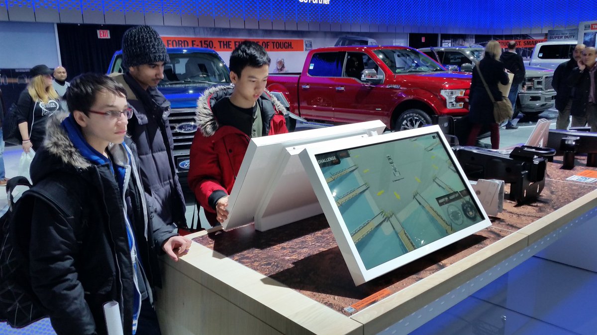 MrBarberTFSS's tweet photo. Grasping some new 'concepts' at the auto show.
#CIAS2017 #TFSSauto https://t.co/vKuiIhIjon
