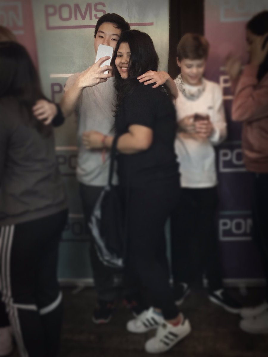 RodinFlash's tweet photo. A few fan pics from SF w/ @partofmystory https://t.co/KzozkqOoEL