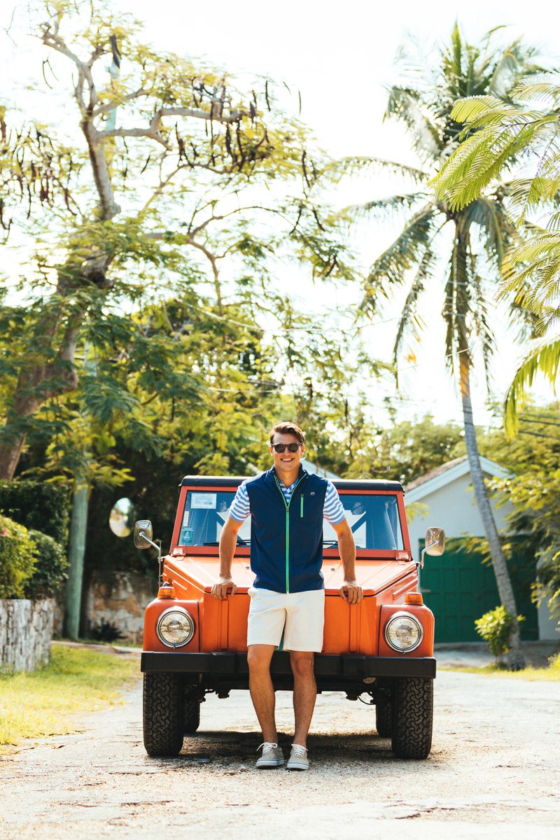 southerntide's tweet photo. Travel light with our Cabana Admiral Vest #packablevest #waterresistant #southerntide #followthetide https://t.co/2Sfwh5FLoP
