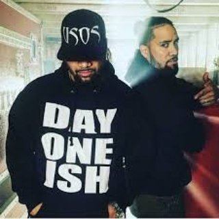 darnaejackson11's tweet photo. I love @WWEUsos new look and new attitude #theydonewiththat https://t.co/lbZdq09KVS