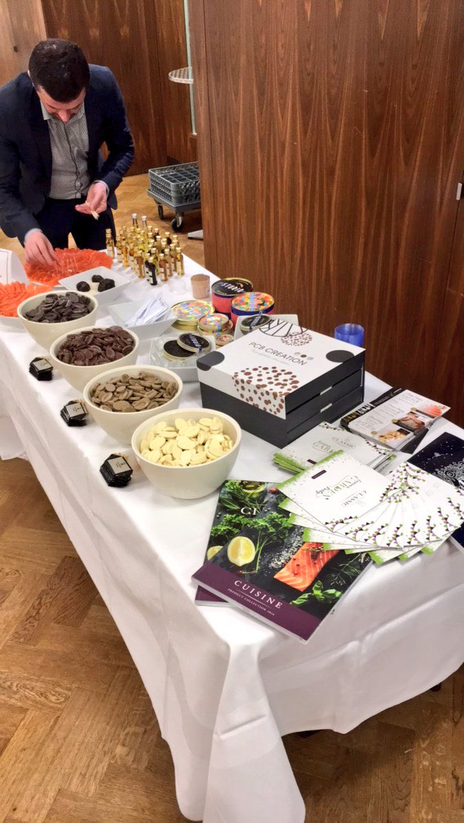 SamLaFoodista's tweet photo. Thank you @LeCordonBleuLDN for inviting us, great collaboration since 10years with @ClassicFineFood pleasure to meet the Chefs &amp; students https://t.co/WuBvpDw49q