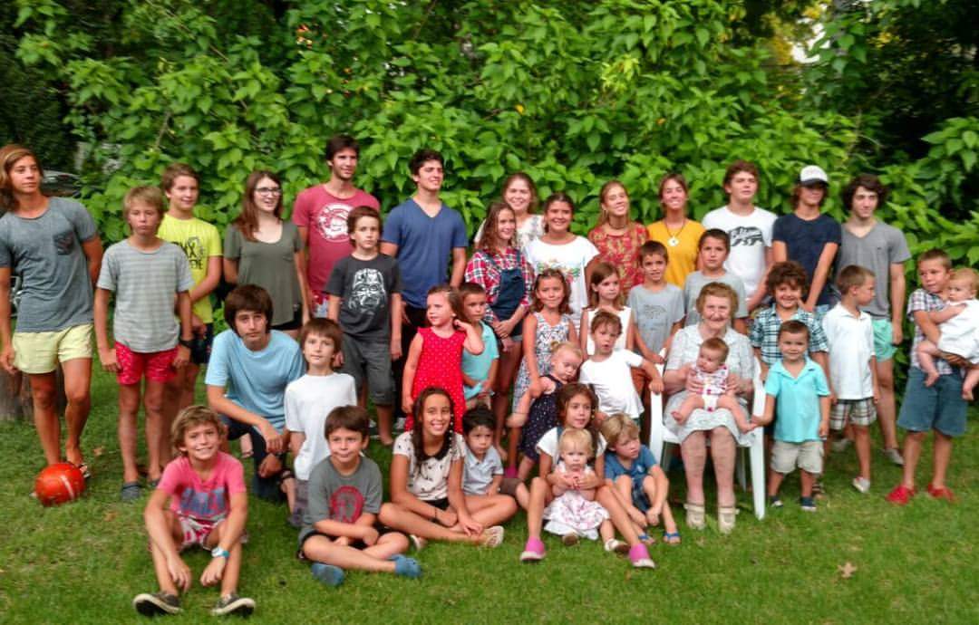 valemayr's tweet photo. @metromedio Tunten cumplio ayer 105. 12 hijos y más de 90 bisnietos @sebawainraichok https://t.co/jplVTivMTM