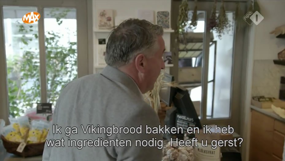 broodMAX's tweet photo. Aan de bak! 💛 Robèrt gaat in Stockholm op zoek naar de ingrediënten om zijn eigen #Vikingbrood te maken. 🍞 #broodMAX https://t.co/dKOIcgJV8v
