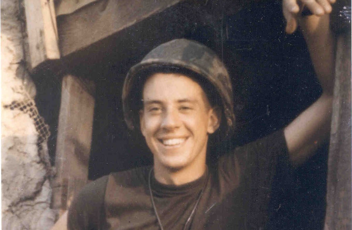 VVMF's tweet photo. The wounded and decorated Vietnam vet who launched the effort to build The Wall with $2,800 of his own money https://t.co/Akd30Te5p2 https://t.co/MsStyN7yTA