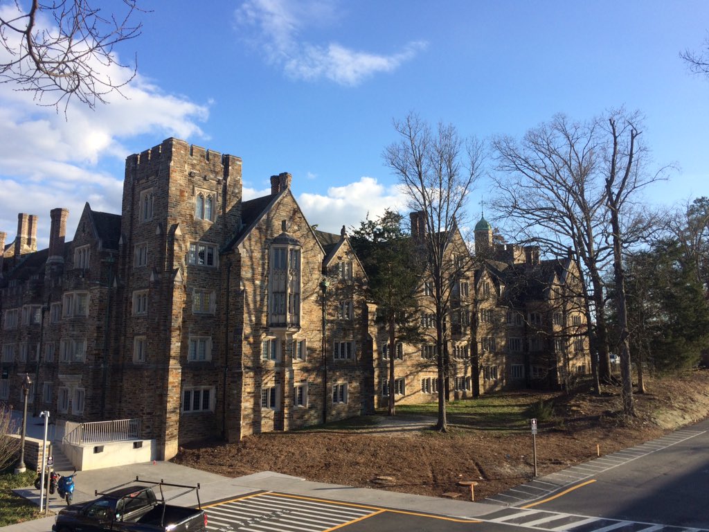 buddepiept's tweet photo. #newivy @DukeU https://t.co/cGPY4IRgkl