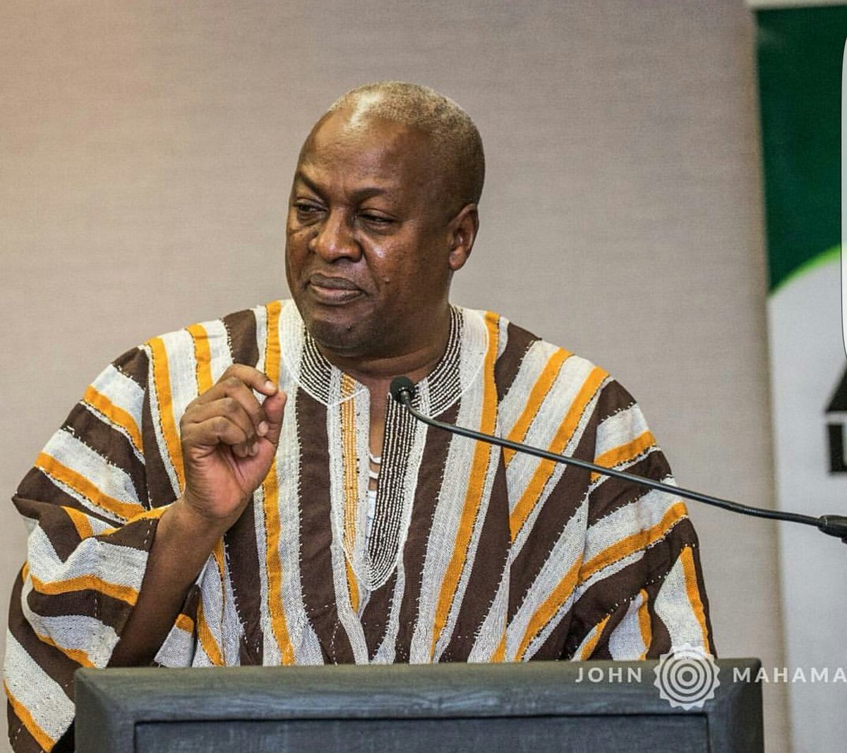 MahamaLegacy's tweet photo. Open boarders to allow free movement of goods and people across Africa will be a win-win for all -@JDMahama @MahamaCentre #MahamaLegacy https://t.co/vwkojM81pu