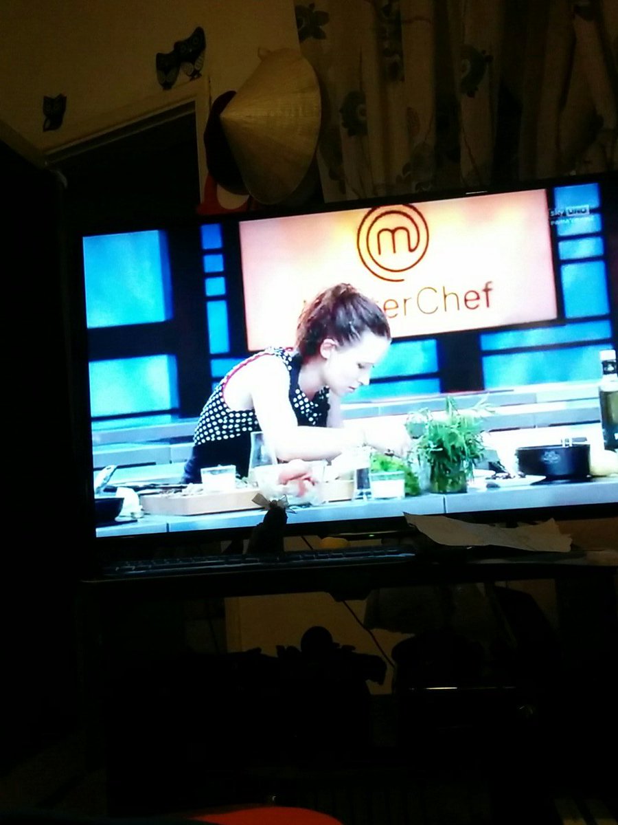NaokoSetzuko's tweet photo. @Antoninochef @MasterChef_it lei è il migliore #fuoriGloria ! https://t.co/wjmMWkoYIS