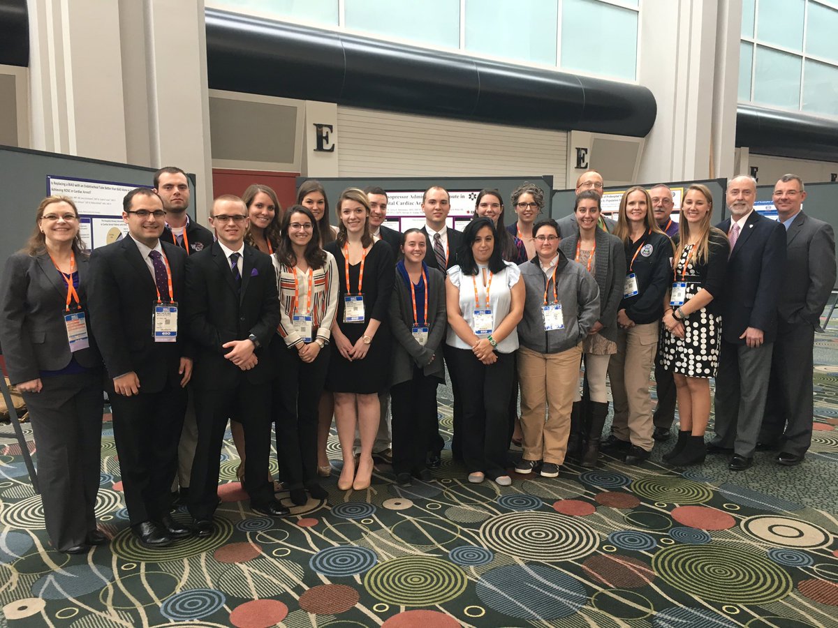 CandiVV's tweet photo. WCU EMC program faculty, students, &amp; alumni representing at Prehospital Care Research Forum at #emstoday2017 #pcrfatucla @WCU @WCU_EMS_Alum https://t.co/CdOgy8XyIb