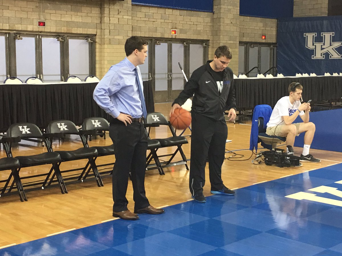 KentuckyWBB's tweet photo. Not just Senior Night for our players, but for our lone senior manager @Aday7! Best of luck and thanks for four awesome years! #ONE https://t.co/1MIZk9Wwfq