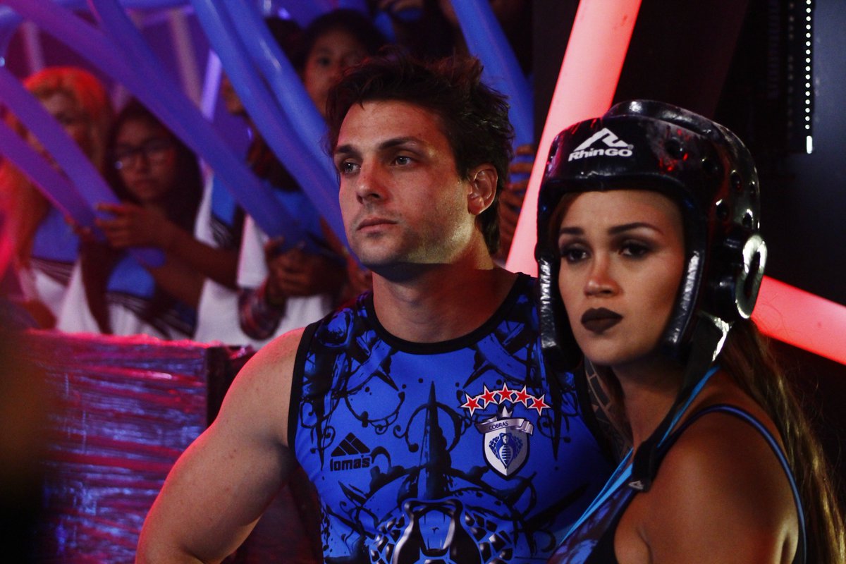 estoesguerra_tv's tweet photo. ¡COBRAS! 💙🐍 RT RT si apoyan a Nico y Angie  

#EEGDVconFuerza https://t.co/s4MzyPsj8S