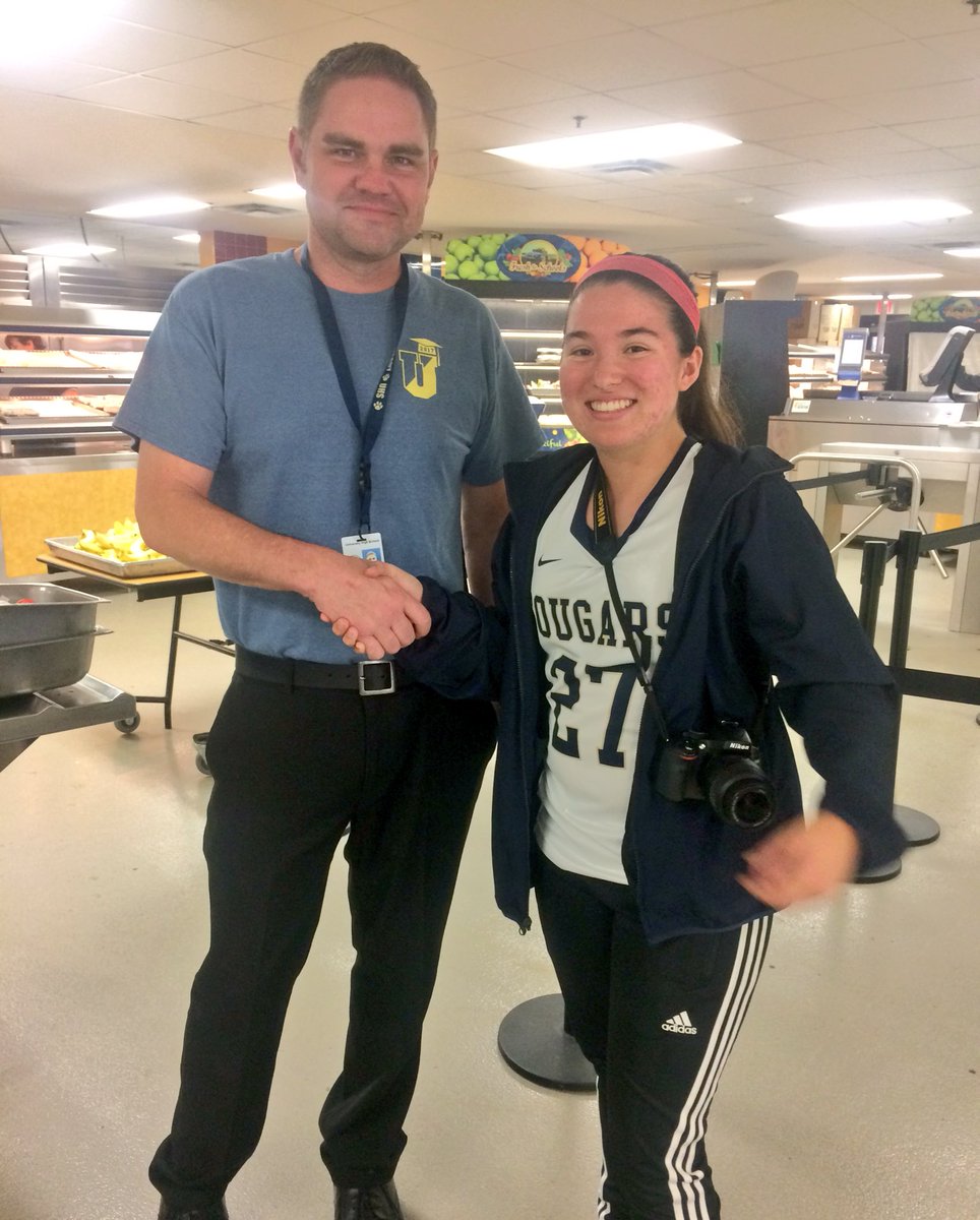 Valentina tweet media