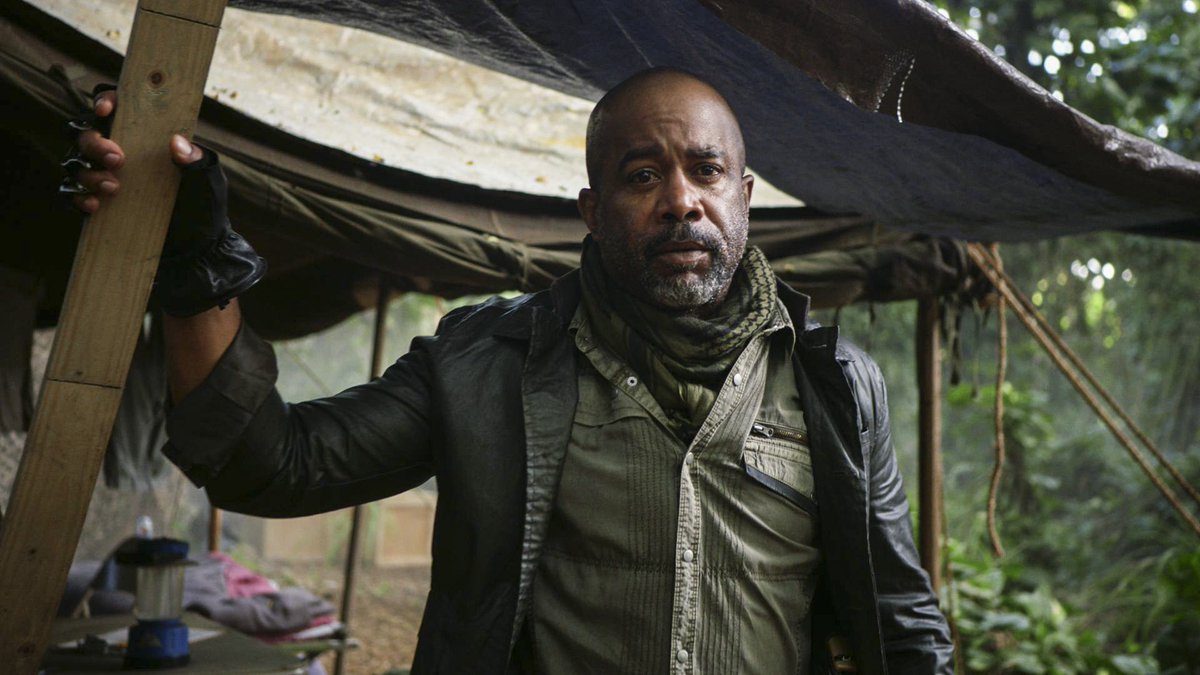 dariusrucker's tweet photo. I told them I wanted to play the worst dude on the planet... and that's what I did!! Watch @HawaiiFive0CBS tomorrow night on @CBS at 9/8c. https://t.co/SlMy0snTOE