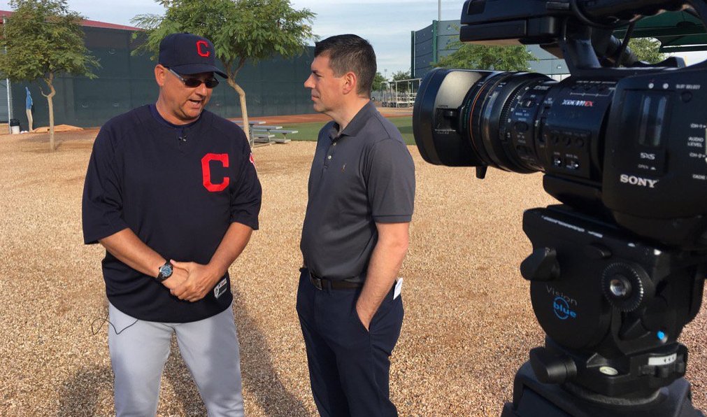 At 7 on @wkyc: Half-hour special live from Goodyear -- interviews with Terry, Chris and players!   Tune in! https://t.co/zEtXzwvAQG