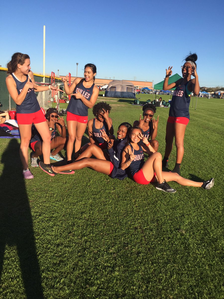 DHS-Lady Vikes Track tweet media