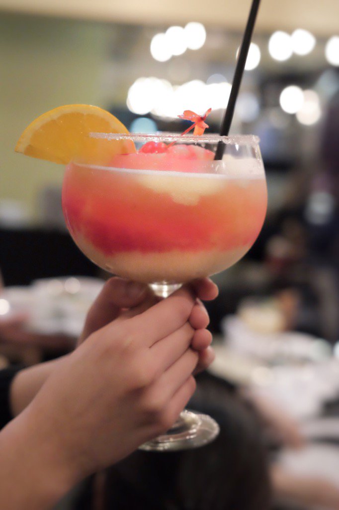 foodelventures's tweet photo. Drink at @green_eggplant 😍❤🔥 #toronto #todrinks #drinksto #thesix https://t.co/5XdPFqhEco