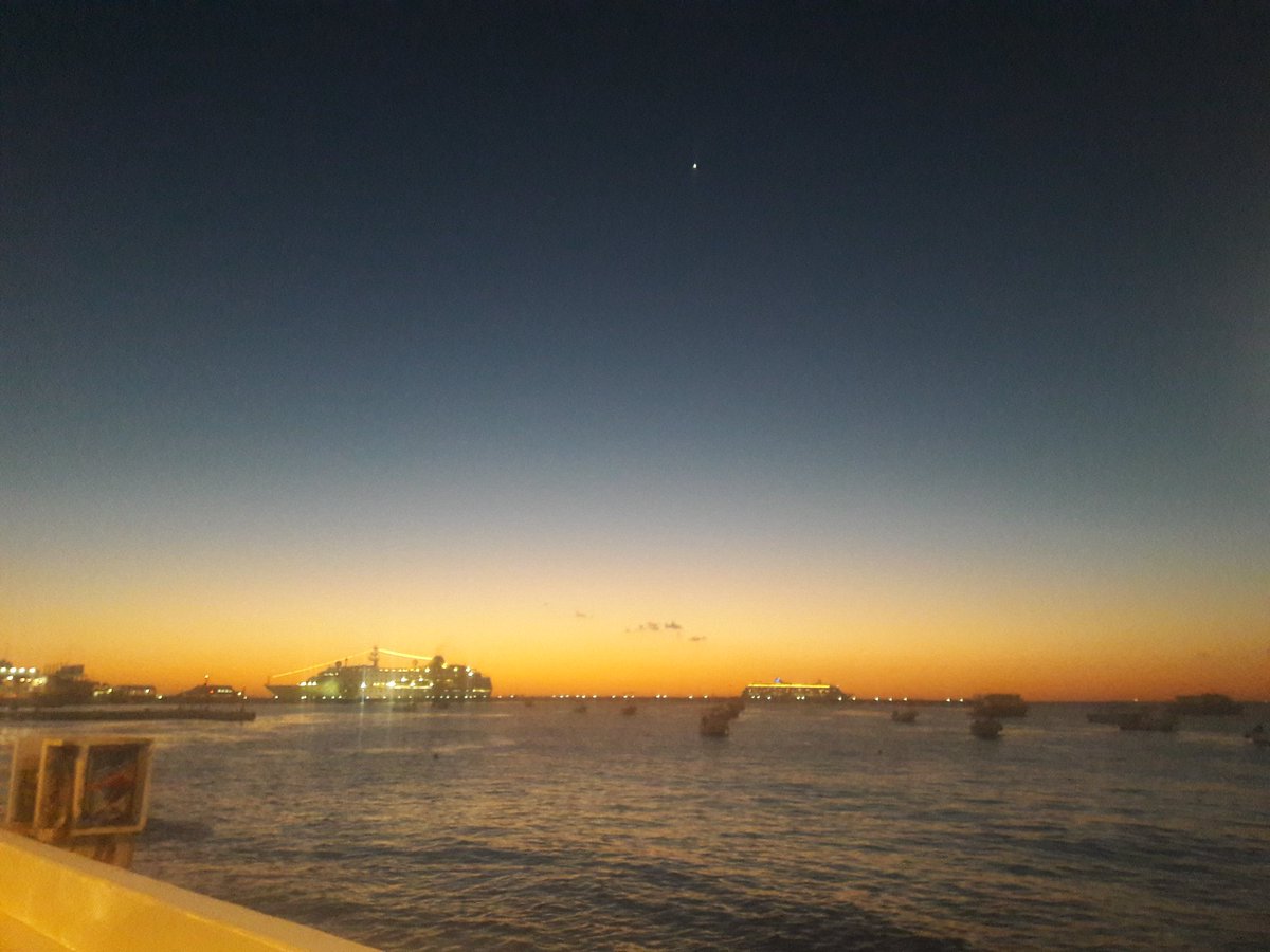 Djtrejo's tweet photo. Atardecer en #Cozumel. @VivoEnCancun  @MexicoHoteles @MexicoDestinos @maggymua https://t.co/ifMVM7PzMs