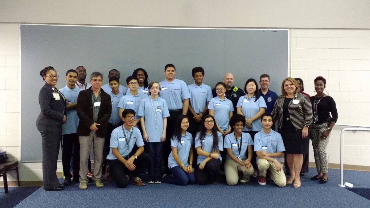 CSInvenTeam's tweet image. Thank you everyone who attended our Mid-Grant Technical Review! It was a great success!! #InvenTeam #LemelsonMIT #MGTR