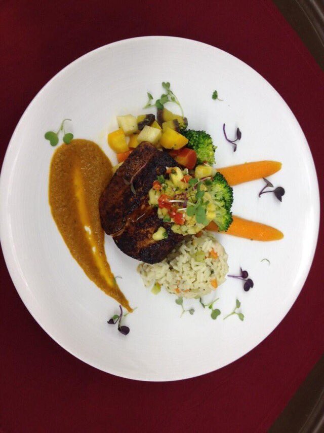 I can't wait for <a href="/ulenchefnick/">Nicholas</a> to teach #HoosierFLA how to tell a story w/food tomorrow <a href="/UlenClubhouse/">Curtis Wood</a>! #leadership <a href="/berryjwells/">Berry Wells</a> <a href="/MrsKBauer/">Kristen Bauer</a>