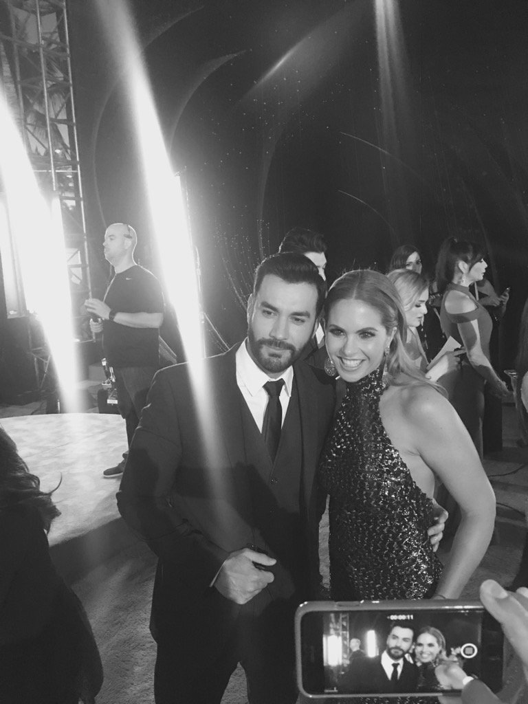 Con <a href="/LuceroMexico/">Lucero</a> ... la reyna!!💜#PremiosLoNuestro