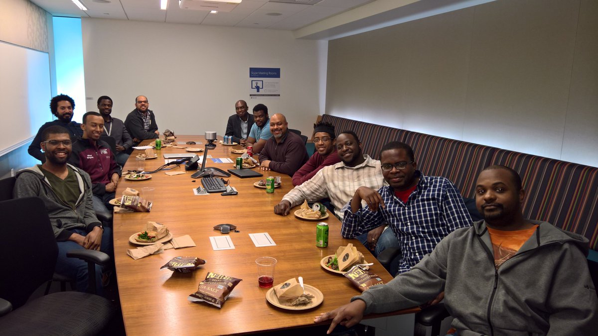 MikaelM_12's tweet image. Lunch with the Black Employees in #DevDiv. #Microsoft
