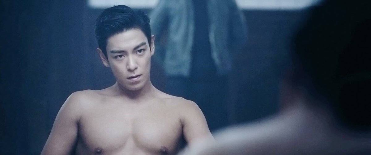 2topxxn's tweet photo. มันดีใช่มั้ยคะ 😍😍😍😍 #WeWillWaitForYouTOP #D622 https://t.co/E8ad5ryQeO
