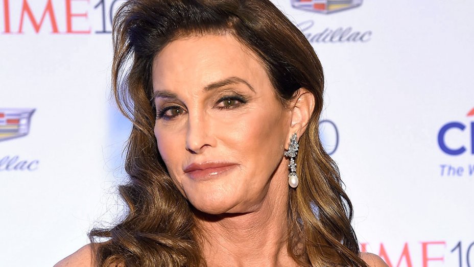 Caitlyn Jenner calls Trump's order on trans rights a "disaster," asks president to "call me" thr.cm/tuyHli https://t.co/FPyB4MStzt